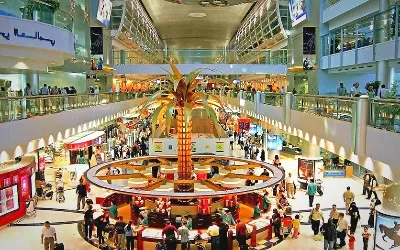 Dubai Havaalanı içeride