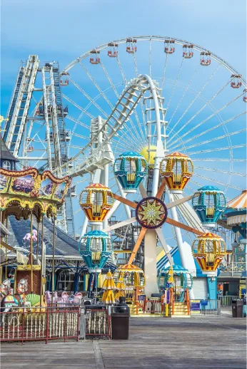 Lunaparkta atlıkarıncalar