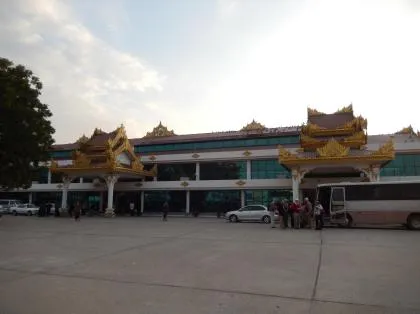 Nyaung Havalimanı