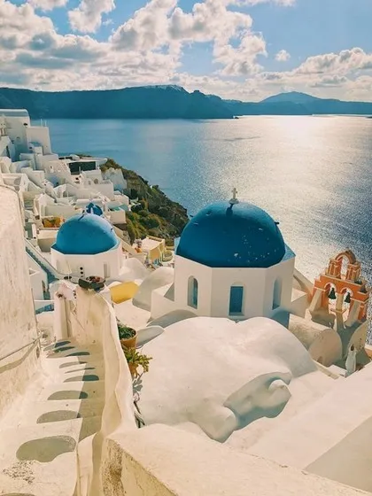 Yunanistan'ın Santorini adasında bahar.
